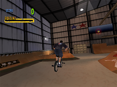 Mat Hoffman's Pro BMX - Screenshot - Gameplay (World) - 640x480