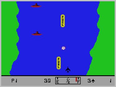 River Raid - Screenshot - Gameplay (North America) - 256x192