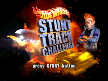 Hot Wheels: Stunt Track Challenge - Screenshot - Game Title (World) - 640x480