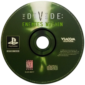 The Divide: Enemies Within - Disc (North America) - 600x600